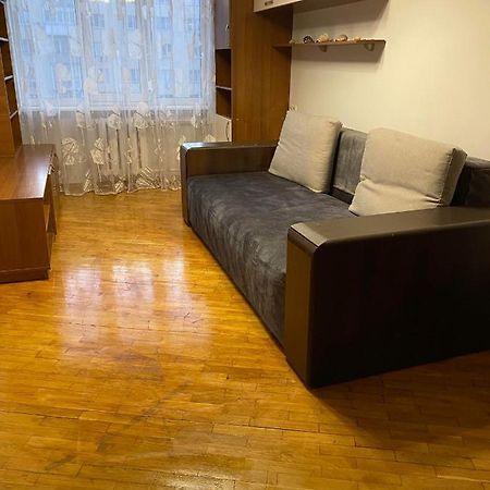 Apartment Next To Metro Station Pechersk Kijów Zewnętrze zdjęcie